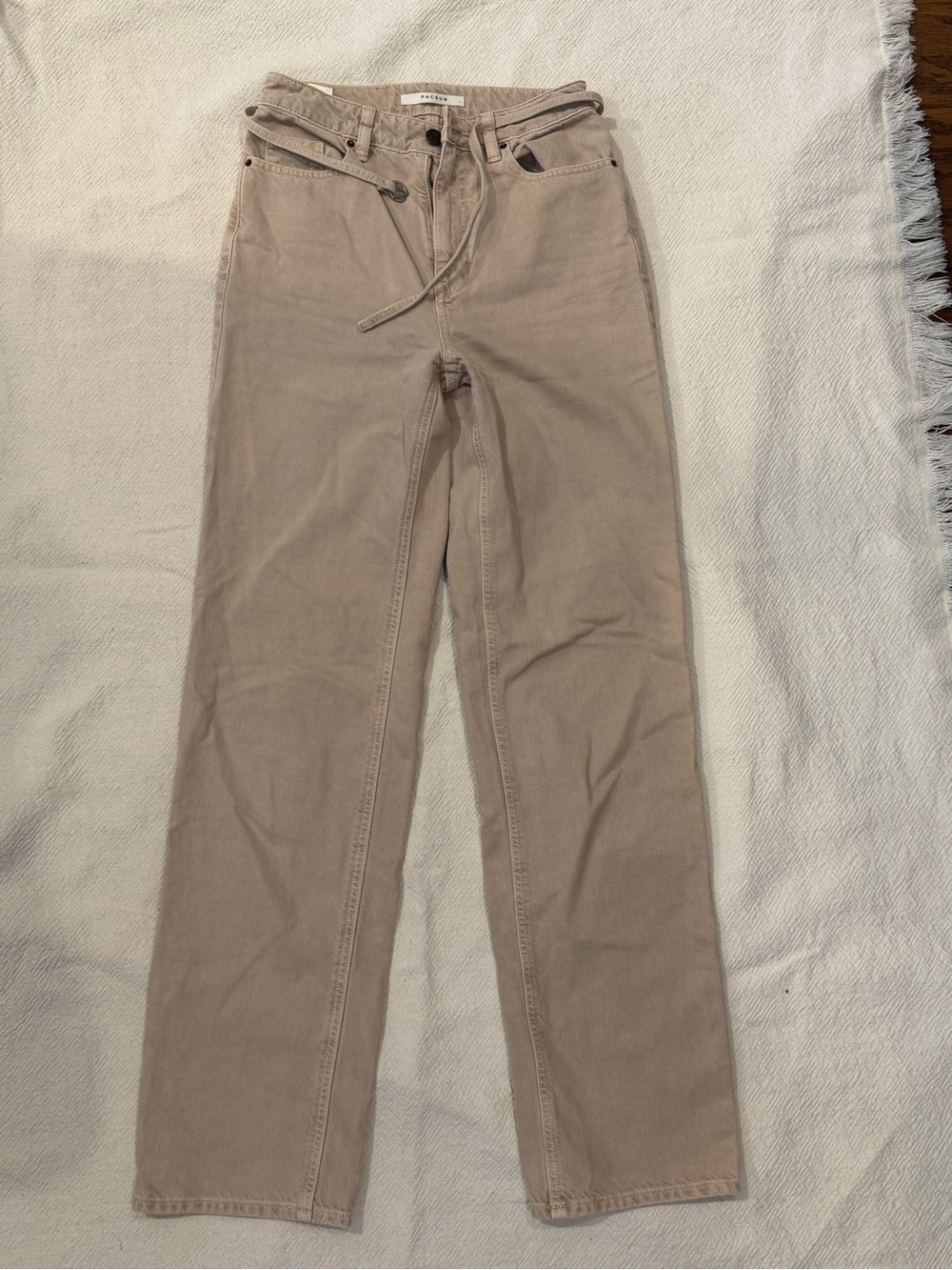 PacSun Straight Leg Jeans in Light Taupe